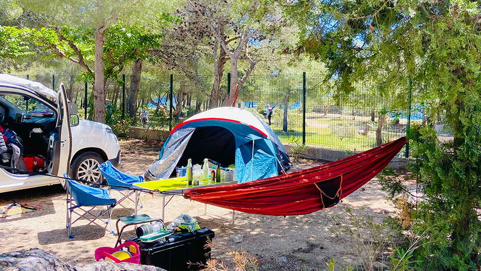 Camping Le Mas : tente vue mer